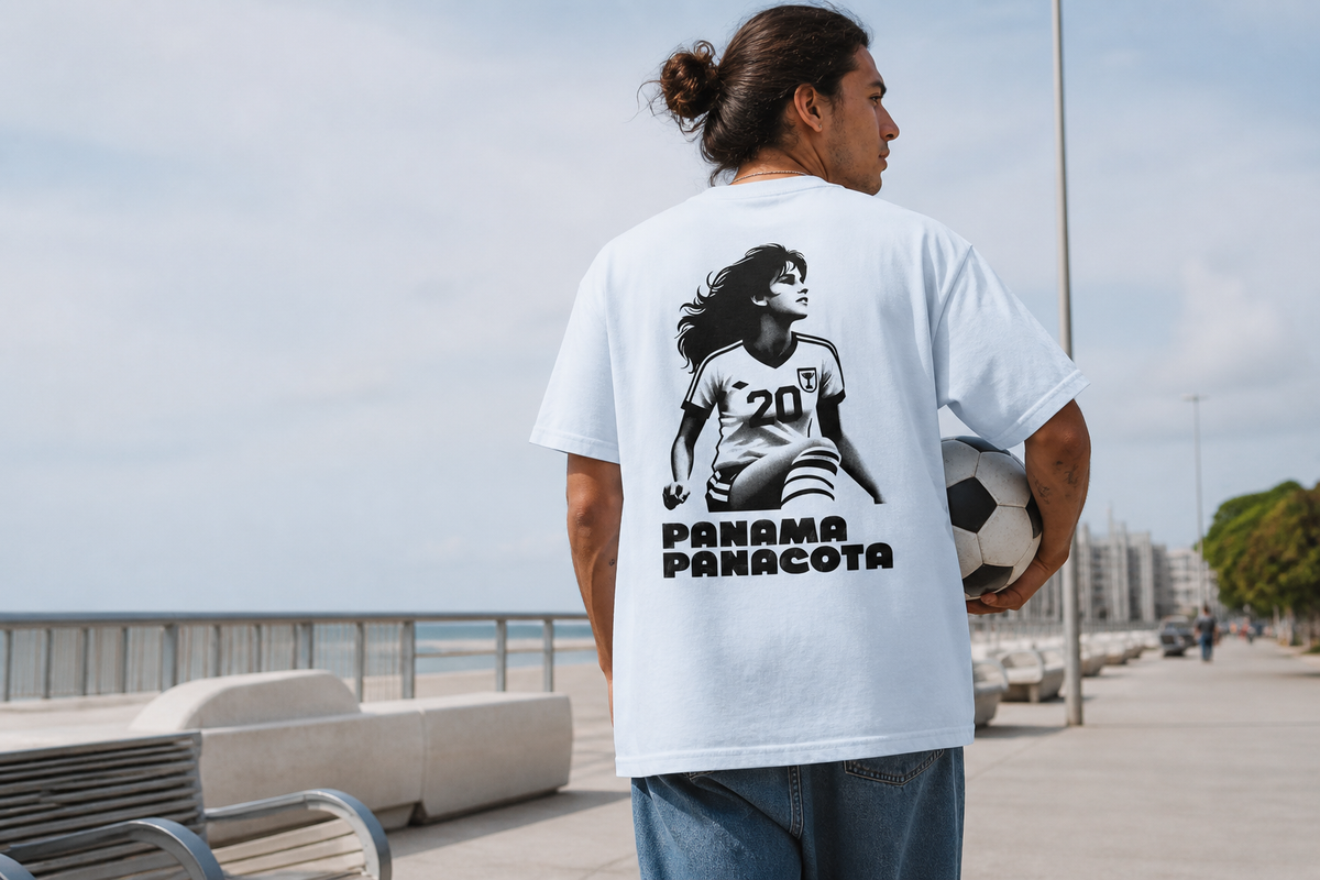 Panama Panacota Tee lifestyle — Light Blue